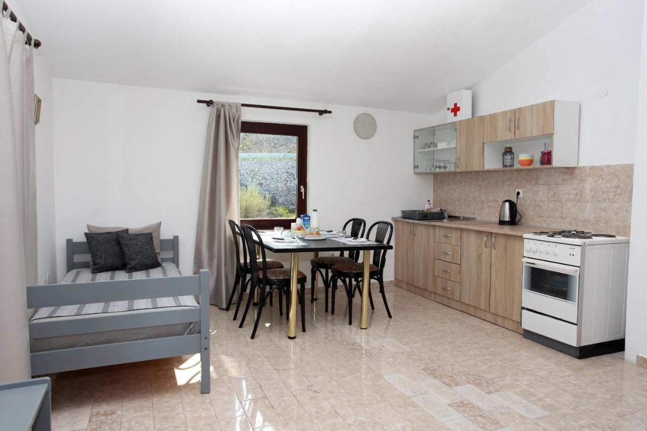 Apartament Planika Pag Sea view Zewnętrze zdjęcie
